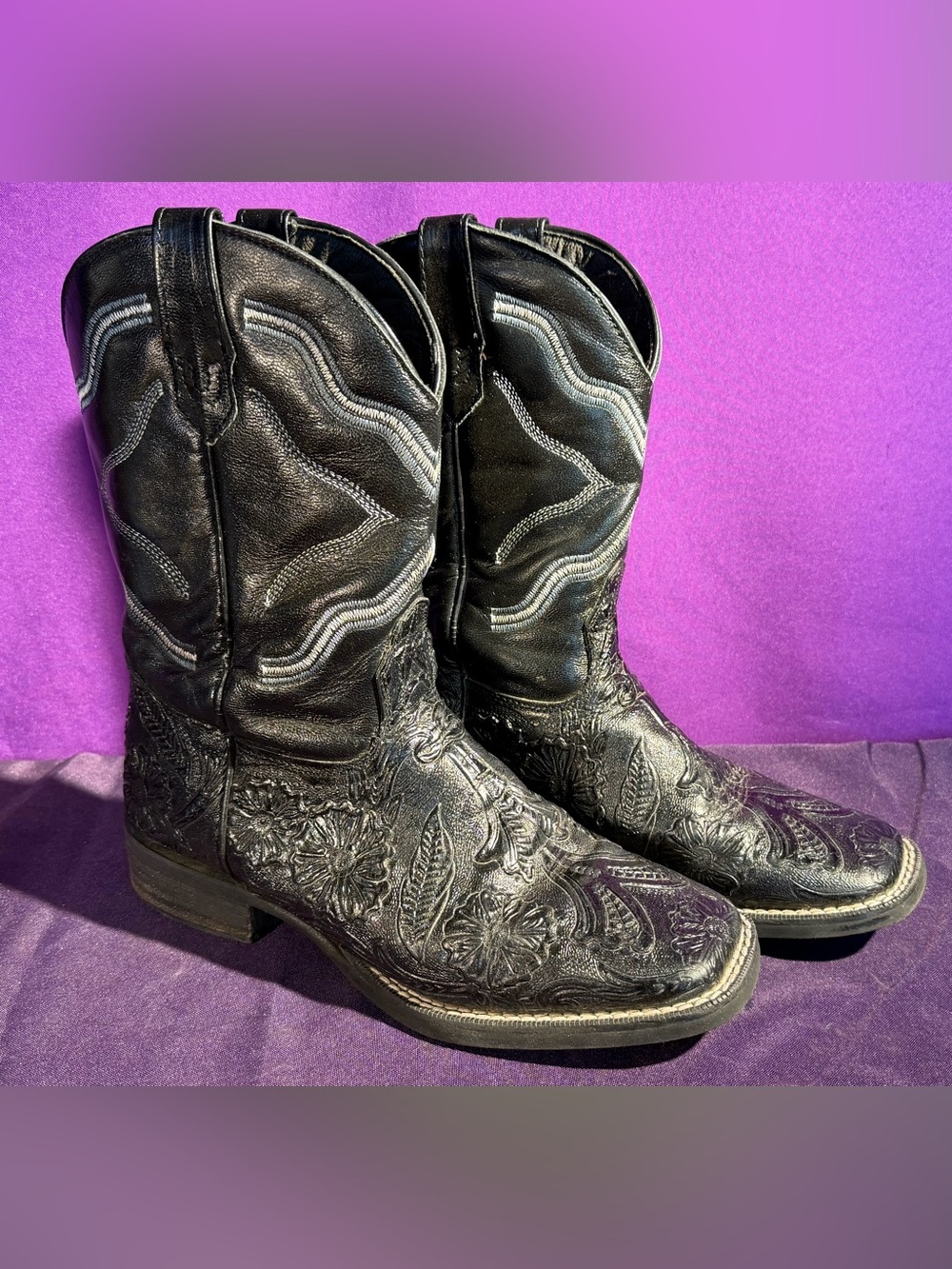 Caballo Dorado Black Embossed Leather Women’s Western Cowboy Boots 8-8.5 & Belt